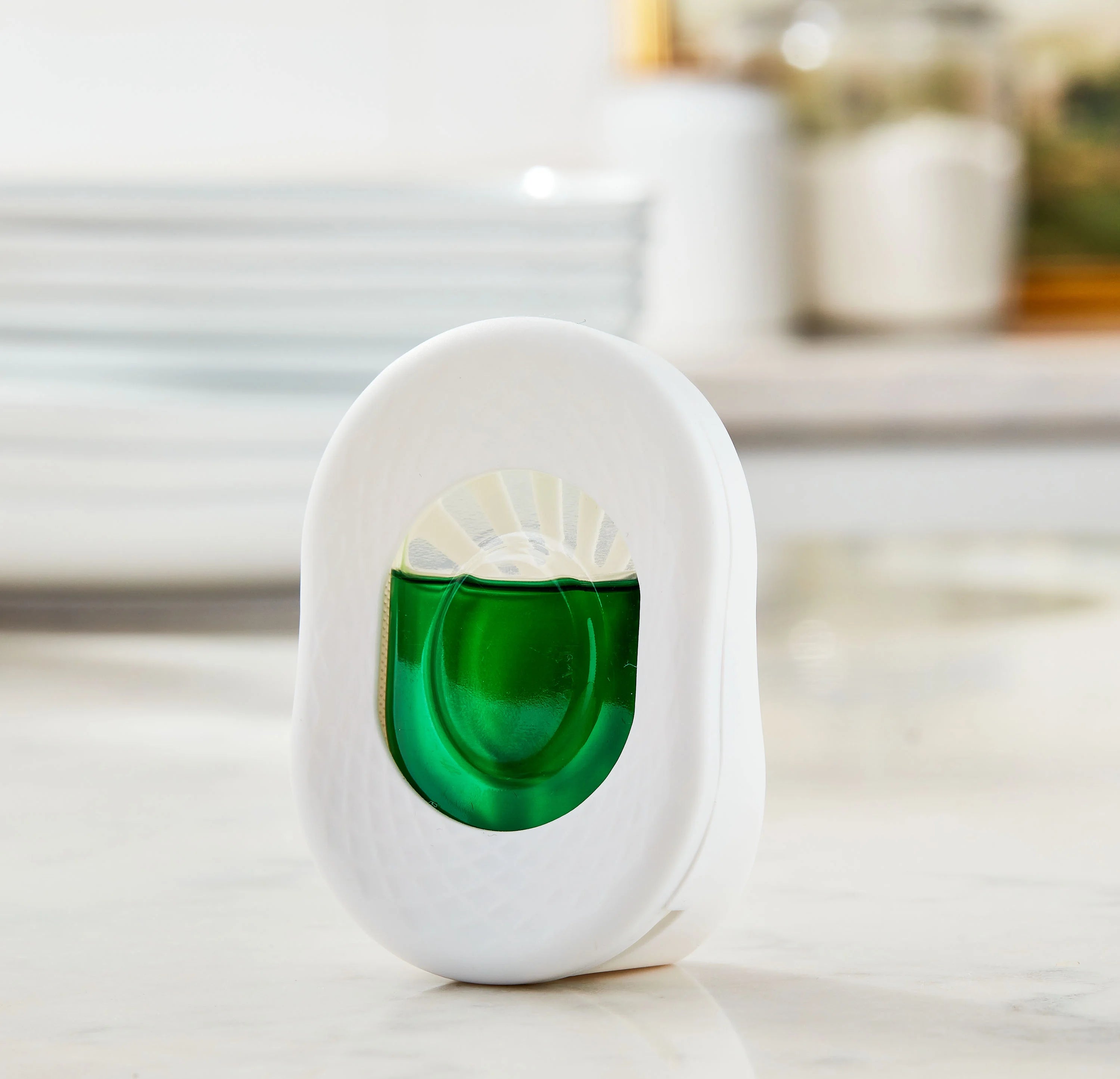 Great Value Fresh N' Small Air Freshener, Original Scent, 0.25 oz Liquid - View 2